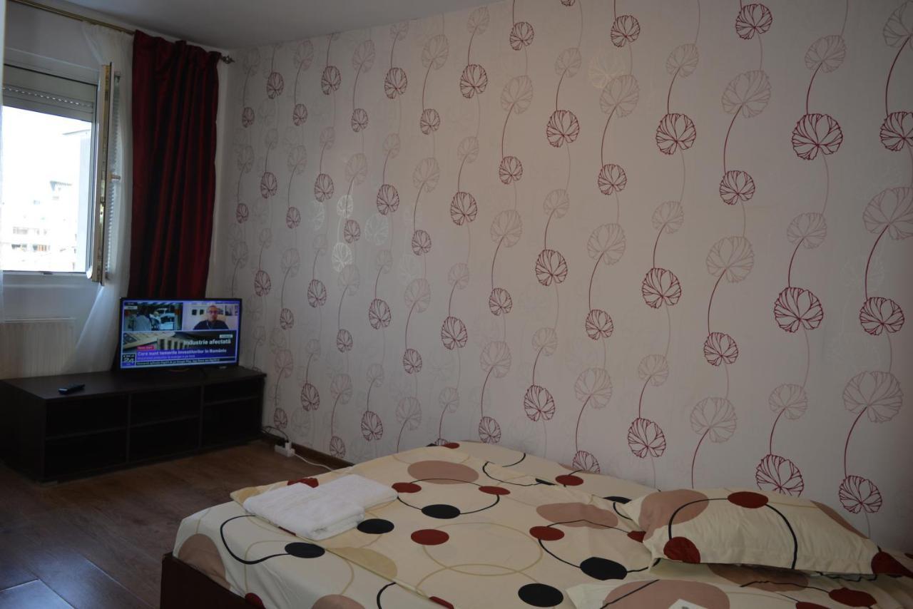 Iulia Studio 9 Bucarest Extérieur photo