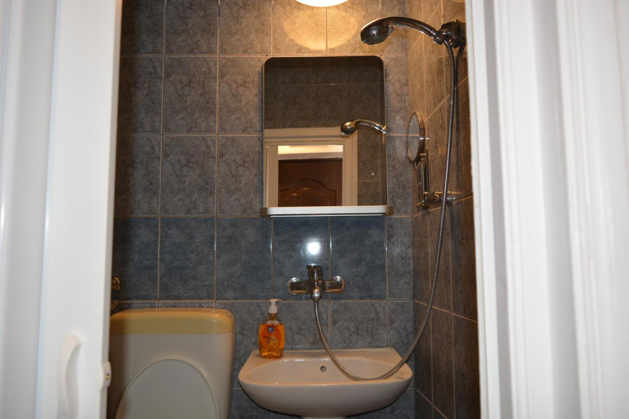 Iulia Studio 9 Bucarest Extérieur photo